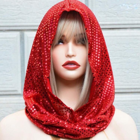 Hood - Picture 5 of 8